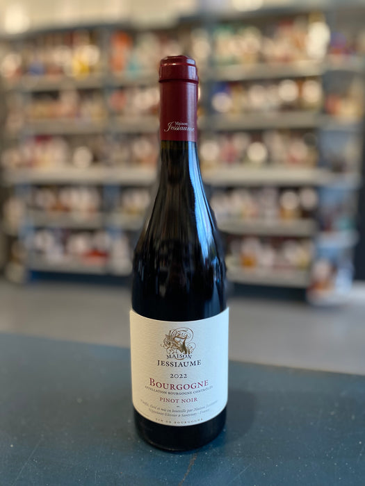 MAISON JESSIAUME BOURGOGNE PINOT NOIR, FRANCE 2022