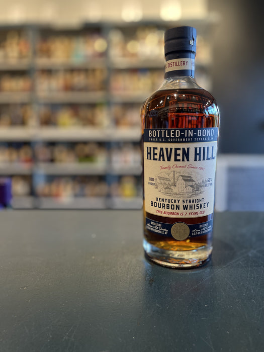 HEAVEN HILL OLD STYLE BOTTLED-IN-BOND 7YR BOURBON WHISKEY